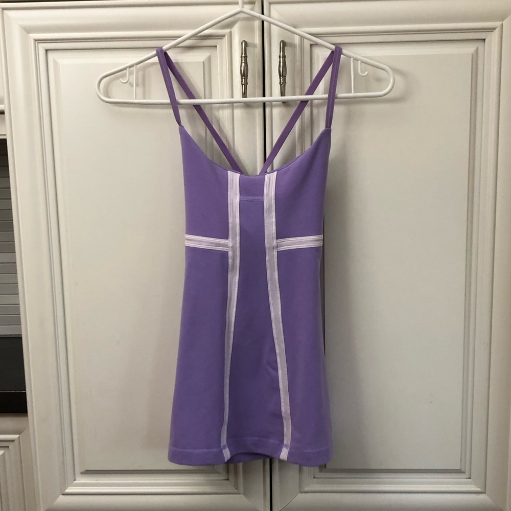 Lululemon lavender tank top with back strap 🍋